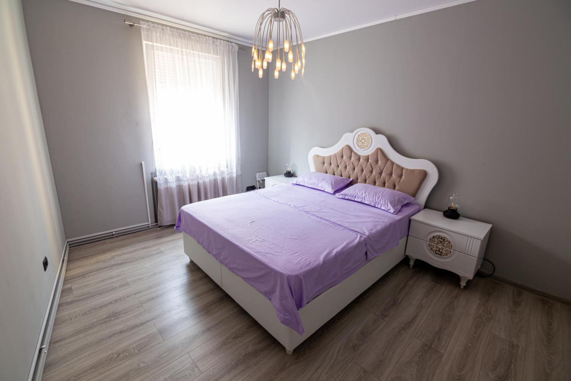 Whitehouse Appartement Arad Buitenkant foto